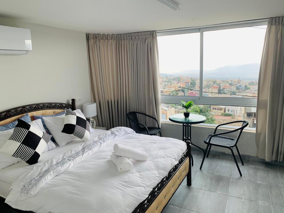 מיאר אירוח דרוזי Apartment Maghār Екстериор снимка